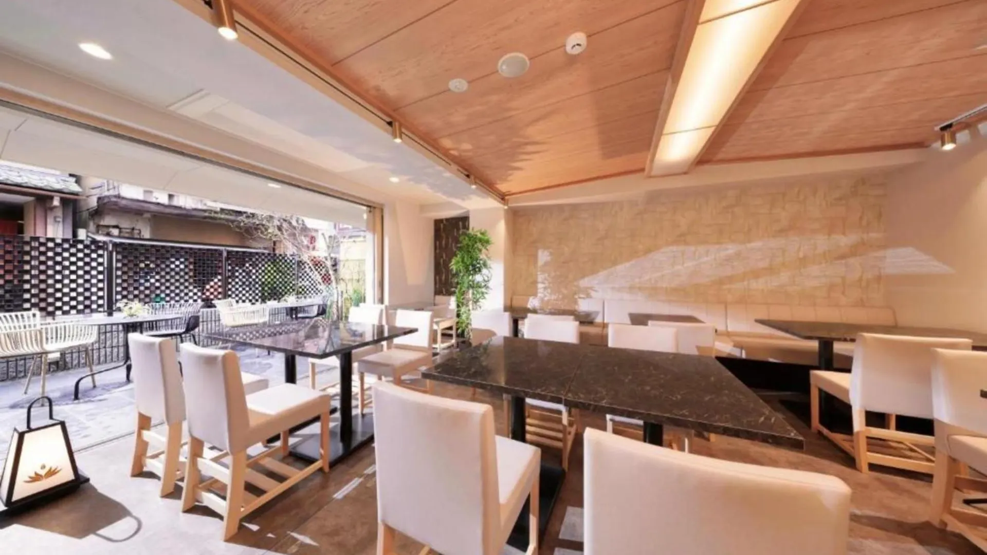 Gion Crystal Hotel - Vacation Stay 21885V Kyoto